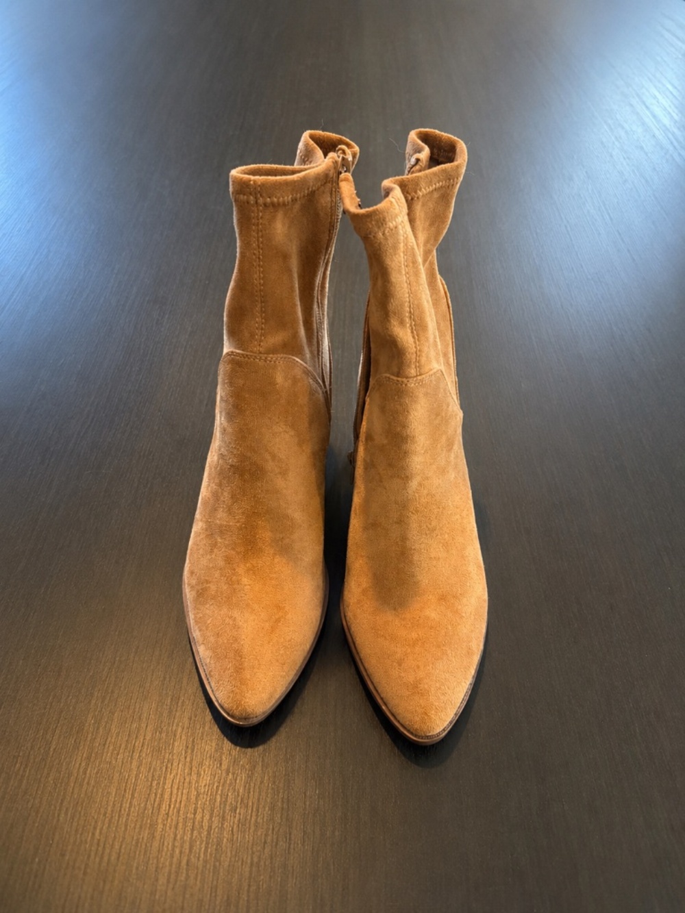 NEW! DV Dolce Vita, Tayla Faux Suede boot Size 9 - Picture 3 of 7